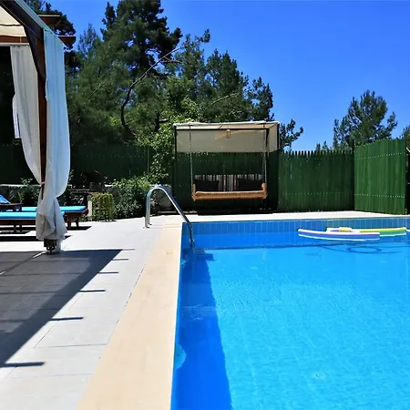 Villa Saripinar 1