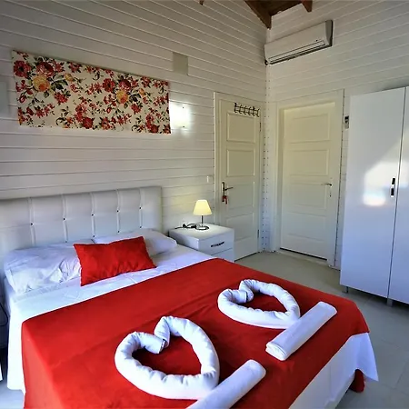 Villa Saripinar 1 *